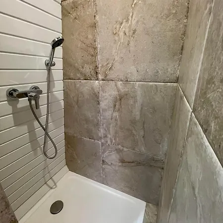 Insolite : La Ruche Verte * Monts-sur-Guesnes